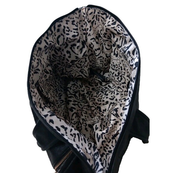 Jessica Simpson Handbag Leather Black, 16in x 11in, Leather Exterior, Authentic - Picture 7 of 7